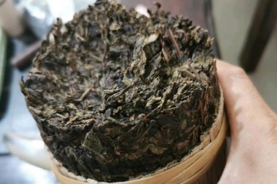黑茶調(diào)理婦科病，女人喝黑茶好處太多了！