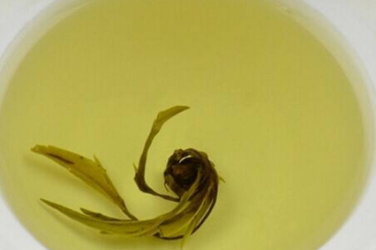 茉莉龍珠茶男人能喝嗎，男性夏季可以喝龍珠茶嗎