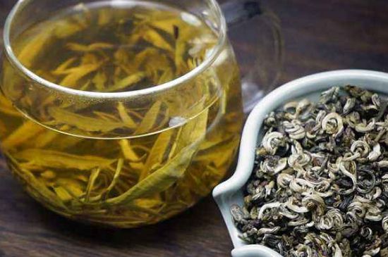茉莉龍珠保質(zhì)期多長(zhǎng)時(shí)間，茉莉龍珠茶放幾年了還能喝嗎？