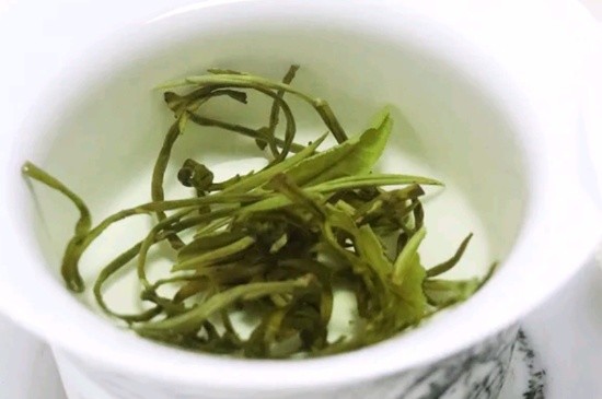 茉莉香珠跟龍珠有什么區(qū)別嗎，茉莉龍珠和茉莉香珠那個好？
