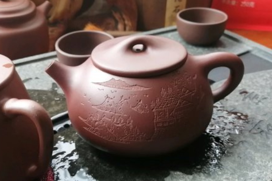 紫砂開壺和不開壺的區(qū)別，<a href=http://m.syguzhi.com/chaju/zisha/ target=_blank class=infotextkey>紫砂壺開壺</a>的正確方法及開壺建議