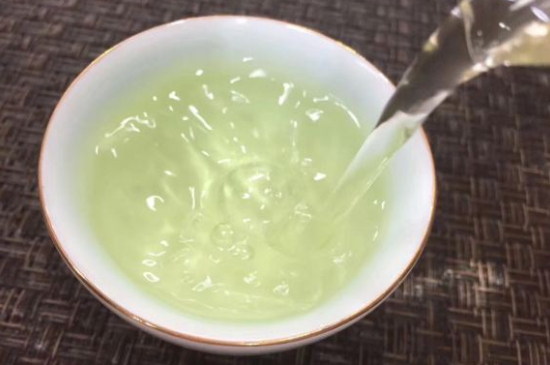 什么茶葉喝起來超級香，什么茶泡出來滿屋濃香?