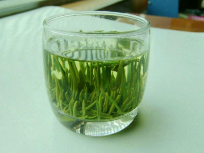 竹葉青茶怎么樣，檔次較高味道略苦價(jià)格比較貴