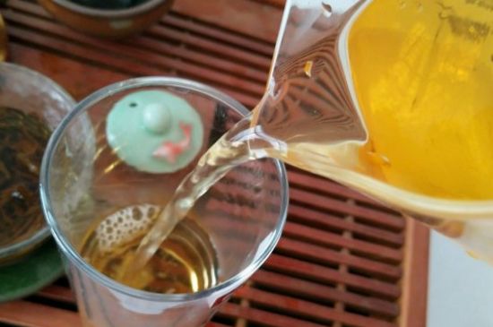 經(jīng)期喝紅茶有什么壞處，女性經(jīng)期可以喝紅茶嗎